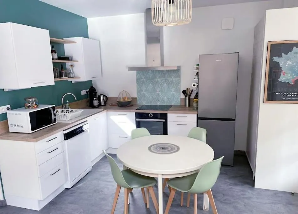 Holiday home Vue Imprenable Sur La Riviere. Villa Sarrancolin