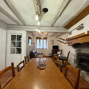 Appartement Agreable Maison De Village Au Coeur De, Sarrancolin